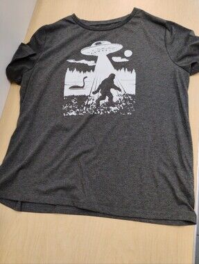 Alien Bigfoot Loch Ness Monster Men's Dark Gray Graphic Tee Size XXL